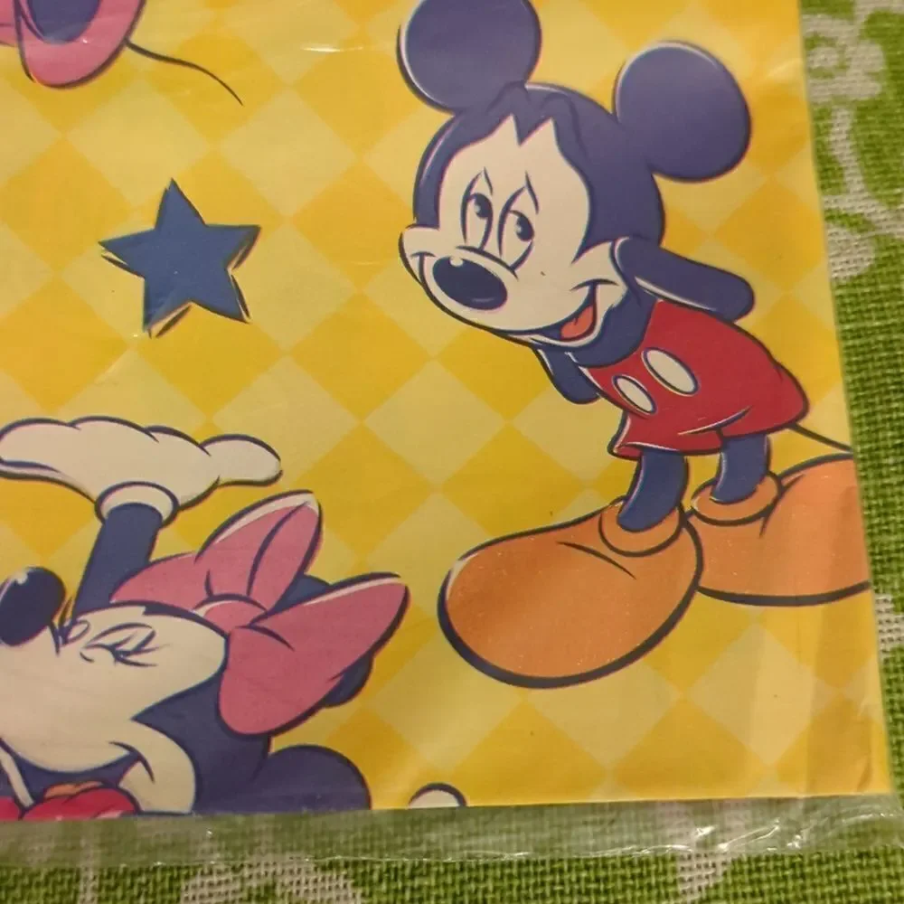 Disney‎ Minnie and Mickey mouse vintage wrapping paper 🆕